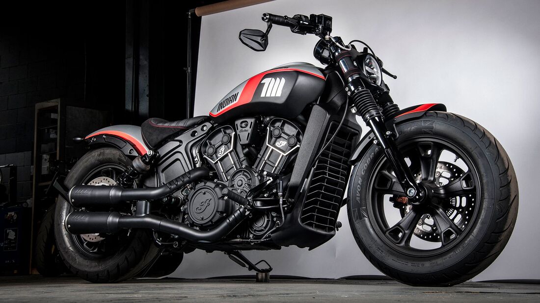 Neon Scout Bobber Sixty Limited Edition Tank Machine Indian Etoile