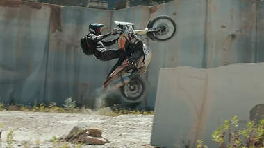 Pol Tarres Seeker-Video