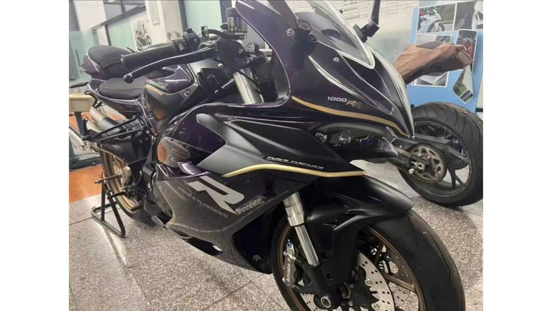 QJ Motor SRK 1000 RR