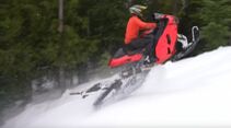Suzuki Hayabusa World's fastest snow bike Schneemobil-Umbau von Grind Hard Plumbing Co mit Polaris Timbersled Riot 3