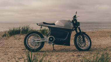 Tarform Luna Scrambler Edition.