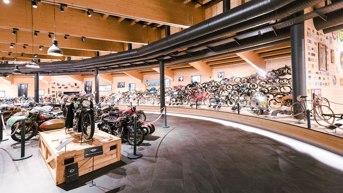 Top Mountain Motorcycle Museum Timmelsjoch Motorrad-Museum