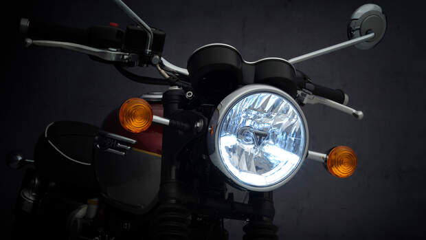 Triumph Bonneville T120/T120Black