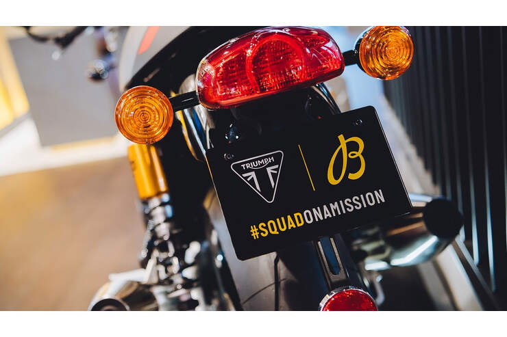 Breitling cooperates with Triumph: partnership with watch manufacturer -  Kiratas