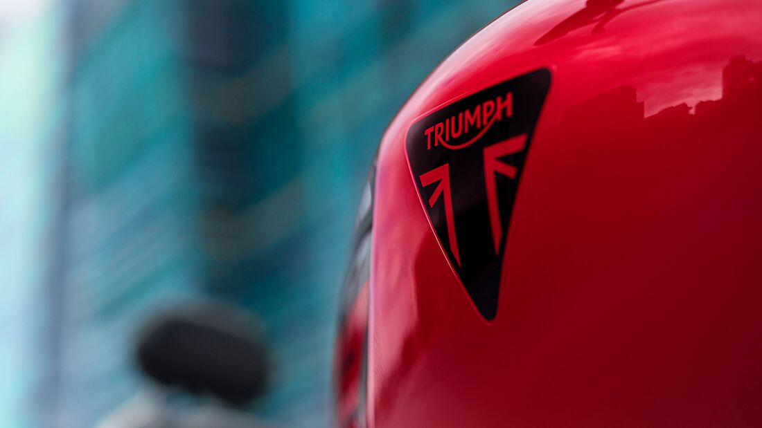 Triumph Rocket 3 221 Edition