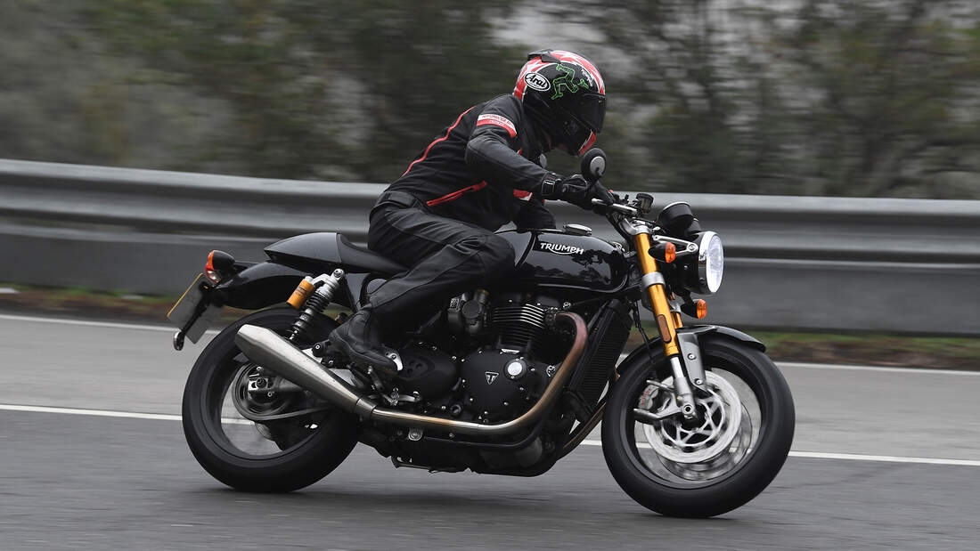 Triumph Thruxton RS.