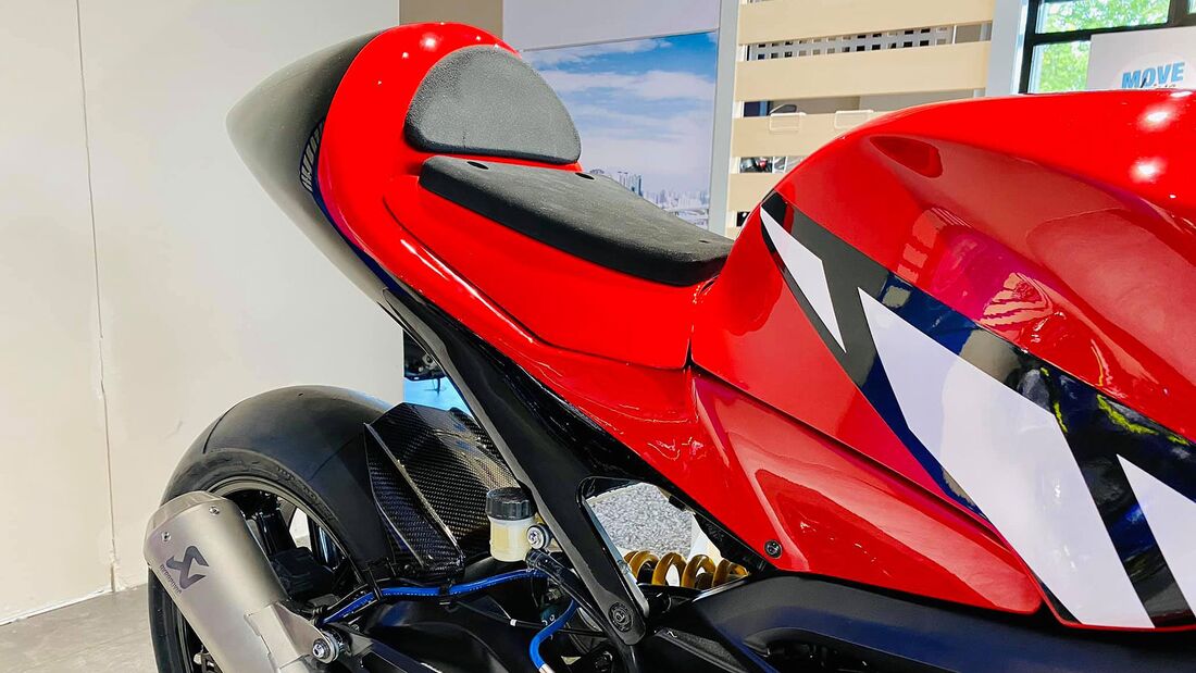 Venezia Moto Yamaha R9M Umbau