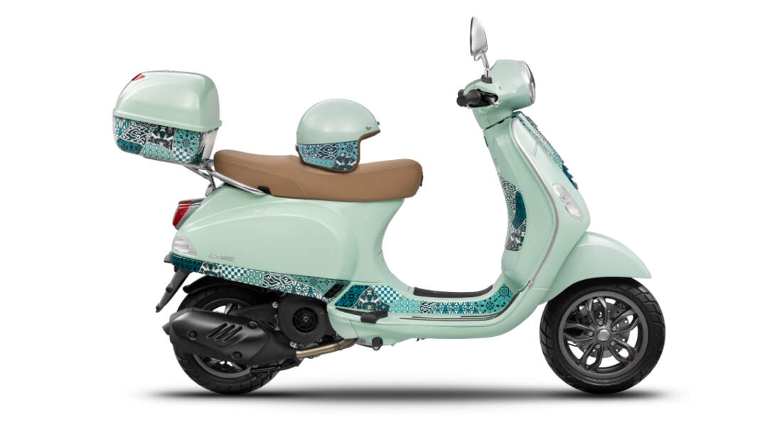 Neue Sondermodelle Vespa Primavera Batik 125 und 50