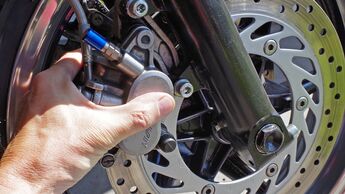 Schraubertipps: Wartung von Motorrad-Kühlsystemen