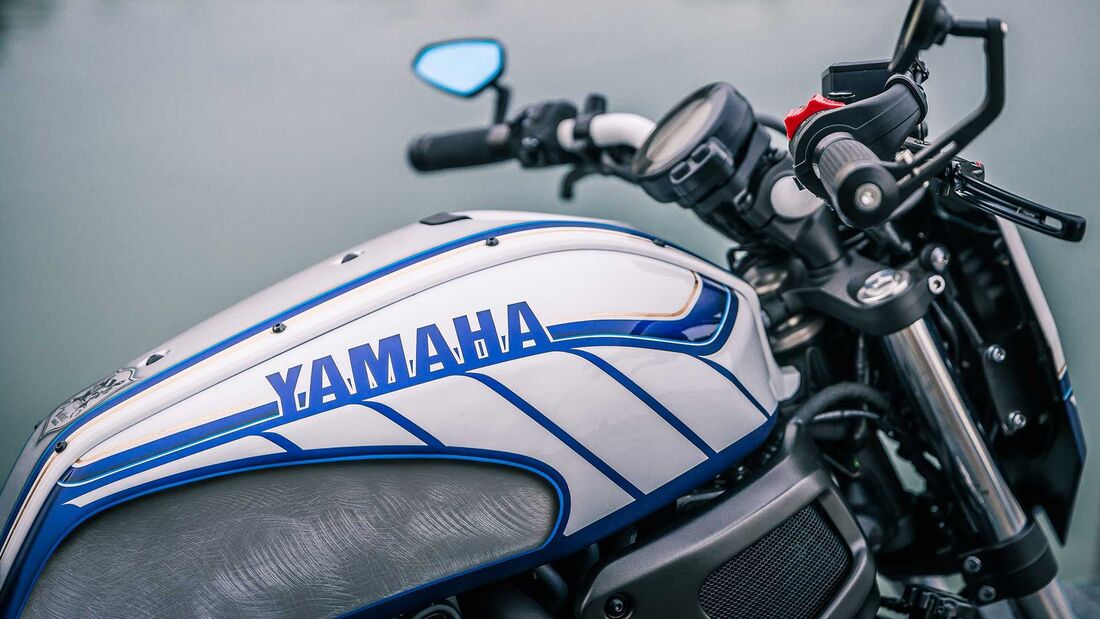 Yamaha XSR 700 Fujin Bobber Garage