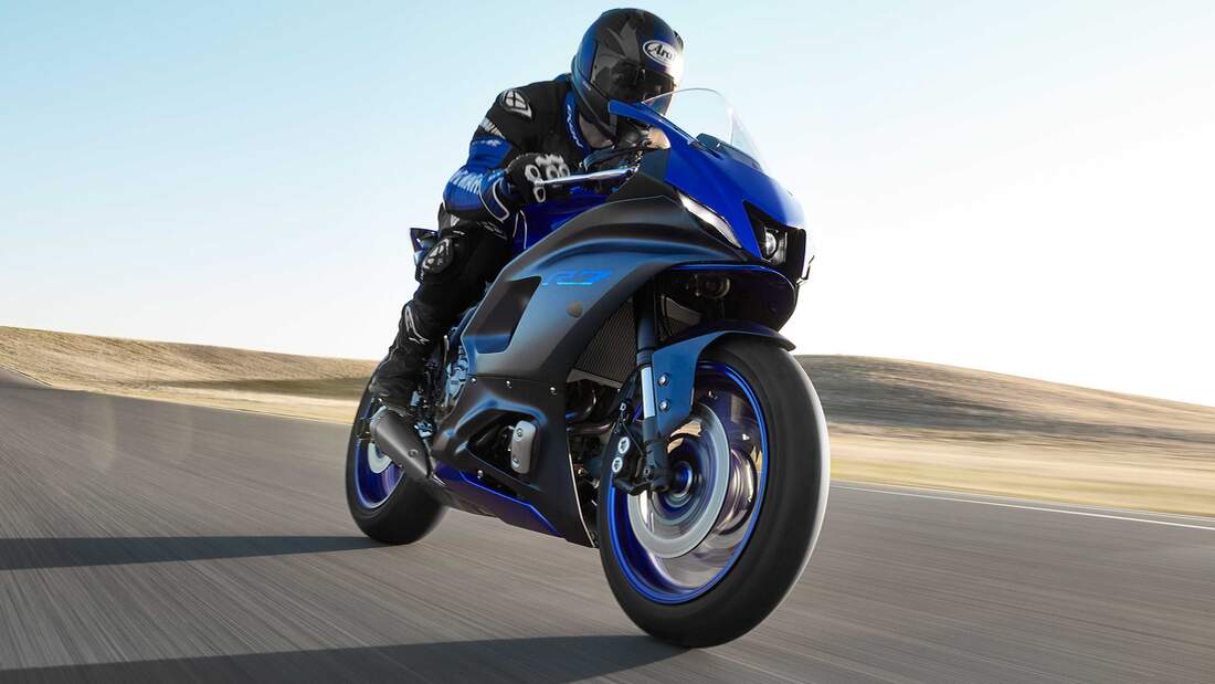 Yamaha YZF R7 2021