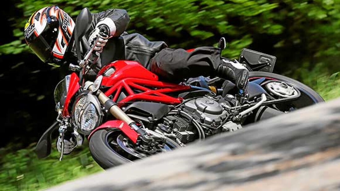 Test: Ducati Monster 1100 Evo