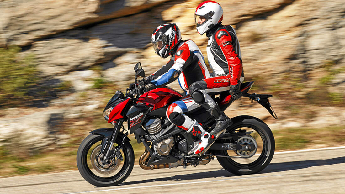 BMW F 800 R und Kawasaki Z 800e im Test