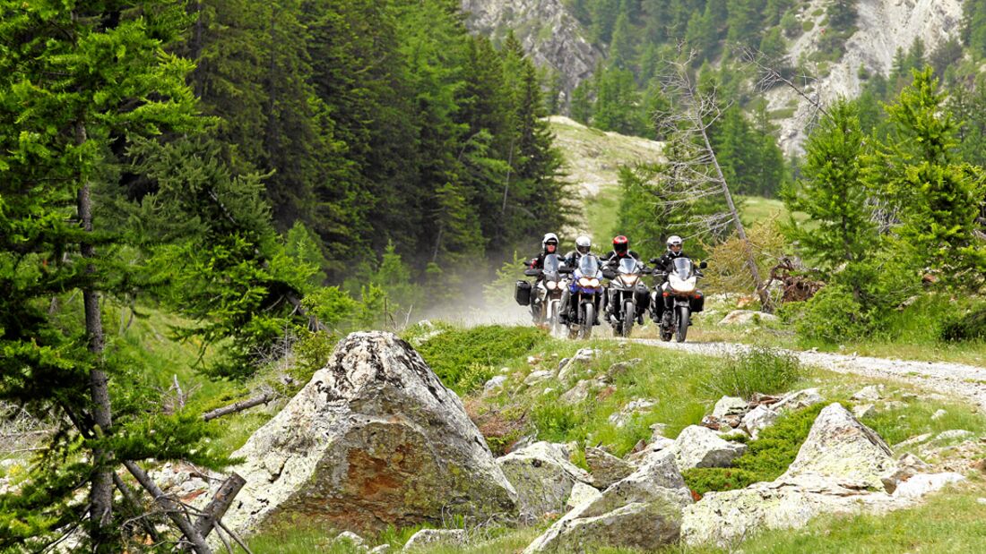 Der große Reiseenduro-Test in den Alpen