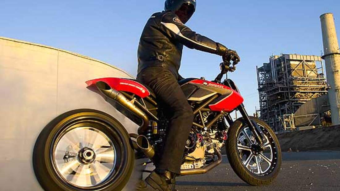 Hyper, Ultra, Ducati