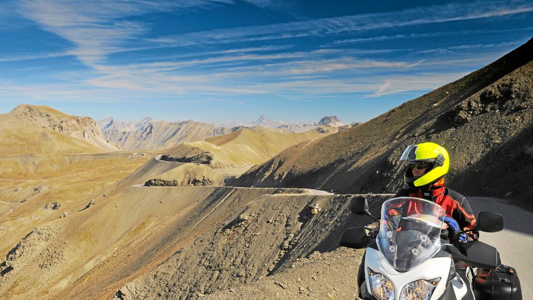 Kurz vor Saisonende noch eine Motorradtour in den Alpen genießen