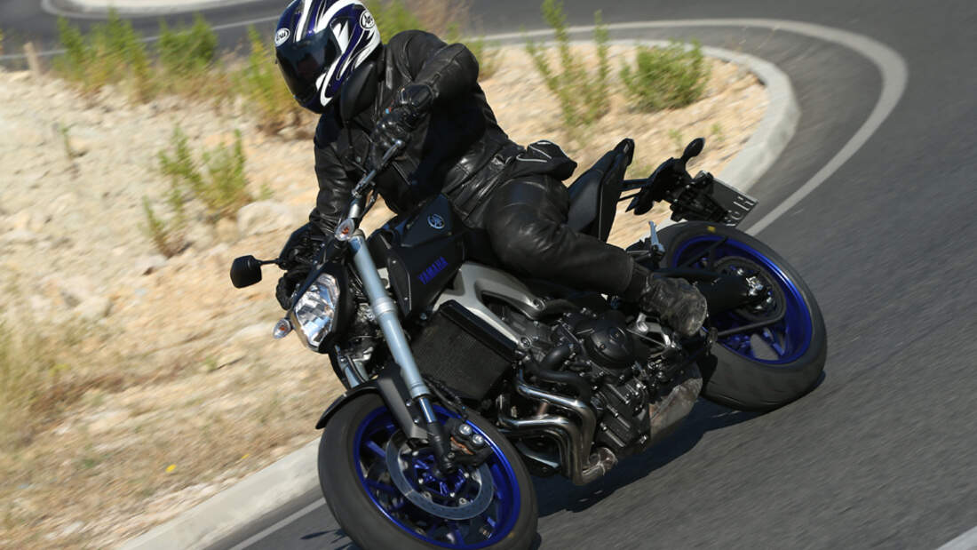 MOTORRAD-Leser testete das neue Dreizylinder-Funbike