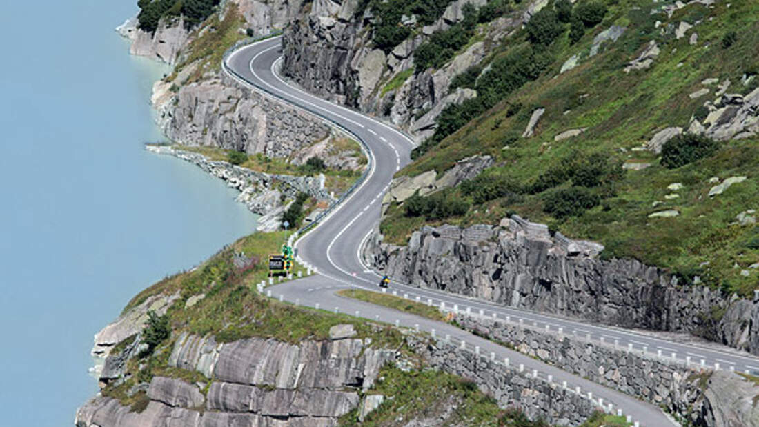 die-zehn-besten-alpenp-sse-der-schweiz-motorradonline-de
