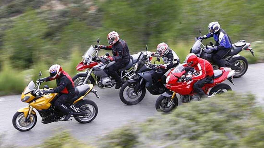Triumph Tiger gegen den Rest