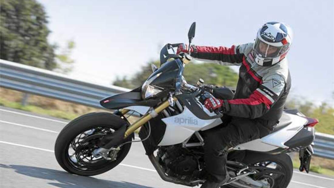 Italienische Supermoto mit 1200er-V2-Motor