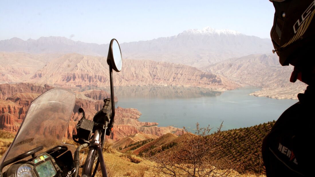 Motorradreise durch den östlichen Himalaya