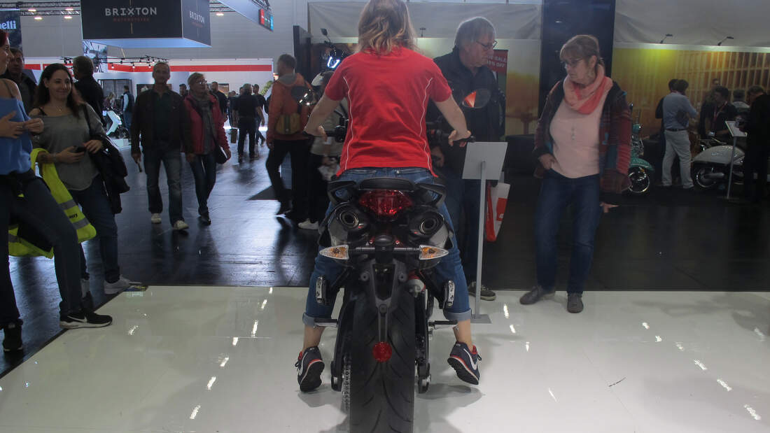 Motorräder für kleine Frauen und kleine Männer
