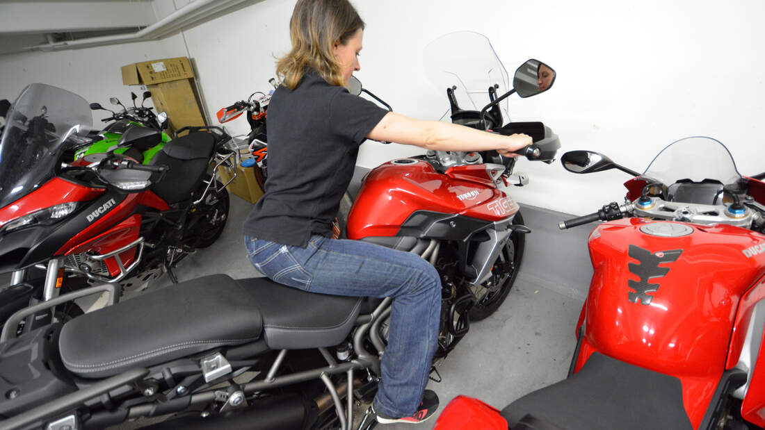 Motorräder für kleine Frauen und kleine Männer