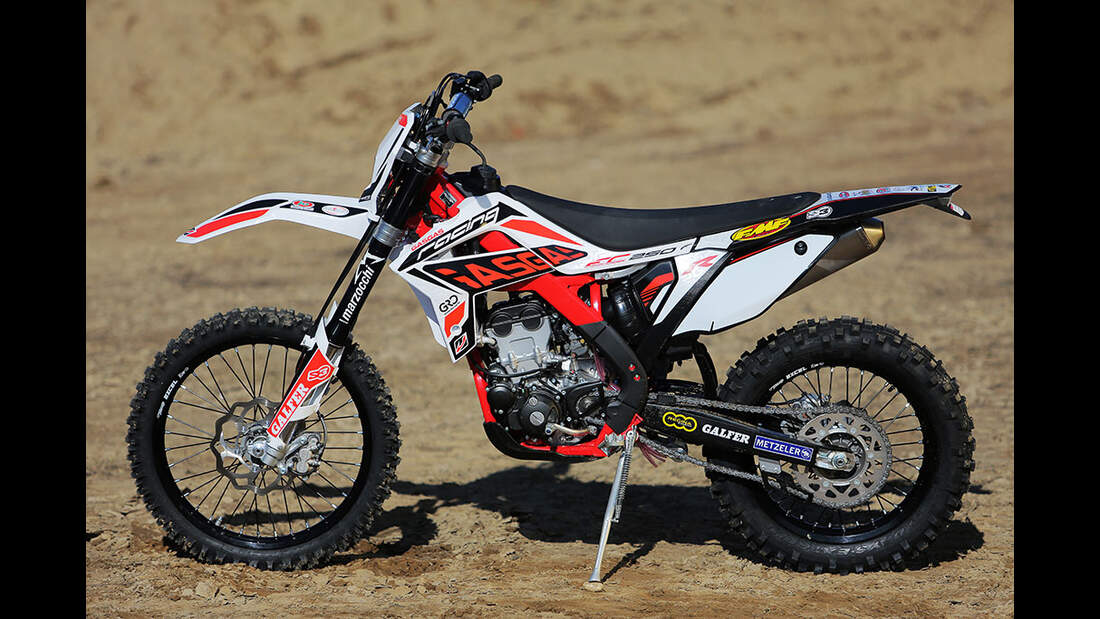 Sportenduros von Gas Gas, Husqvarna und KTM im Test - MOTORRADonline.de