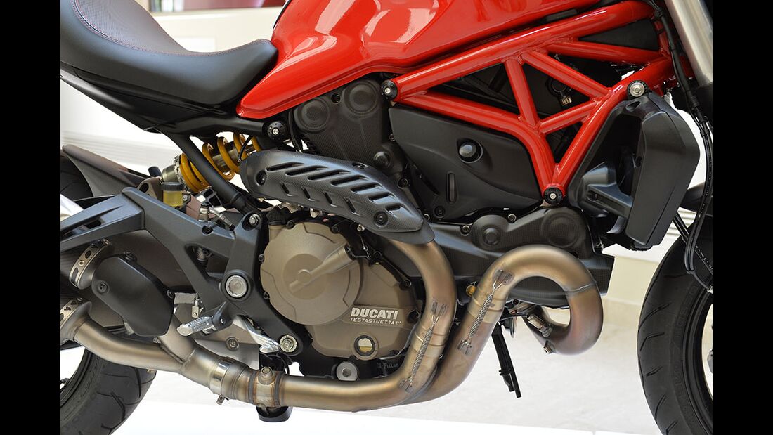 Ducati Monster 821 - Naked-Bike - Moto Center Winterthur