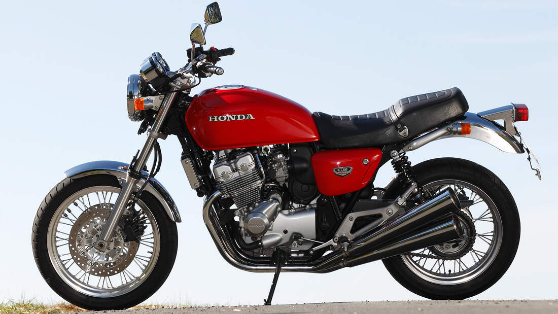 Honda CB 400 Four im Fokus