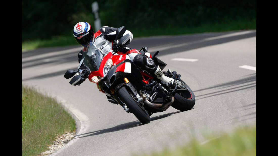Motorräder mit viel PS im Vergleichstest
