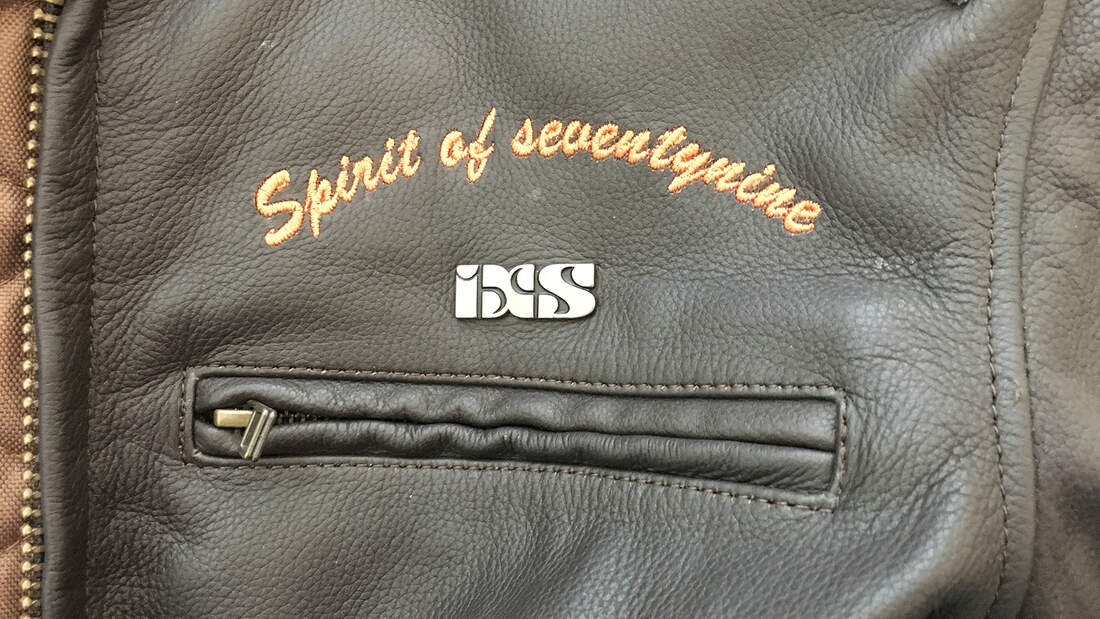 IXS Eliott Spirit of 79 Lederjacke Praxistest | MOTORRADonline.de