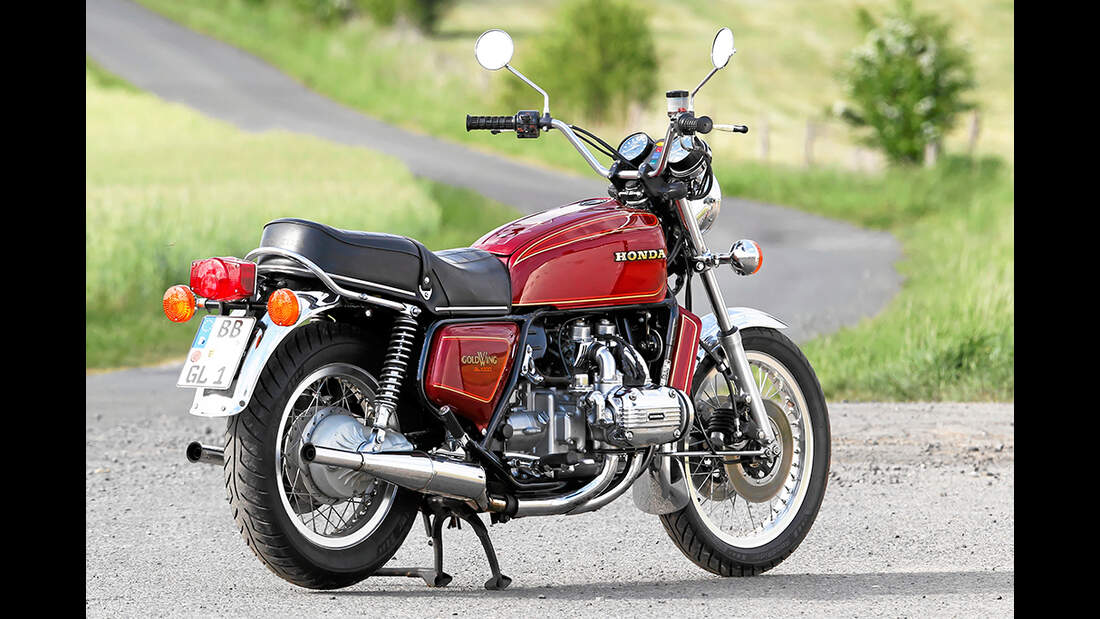 Honda GL 1000 Gold Wing und Münch4 TTSE 1200