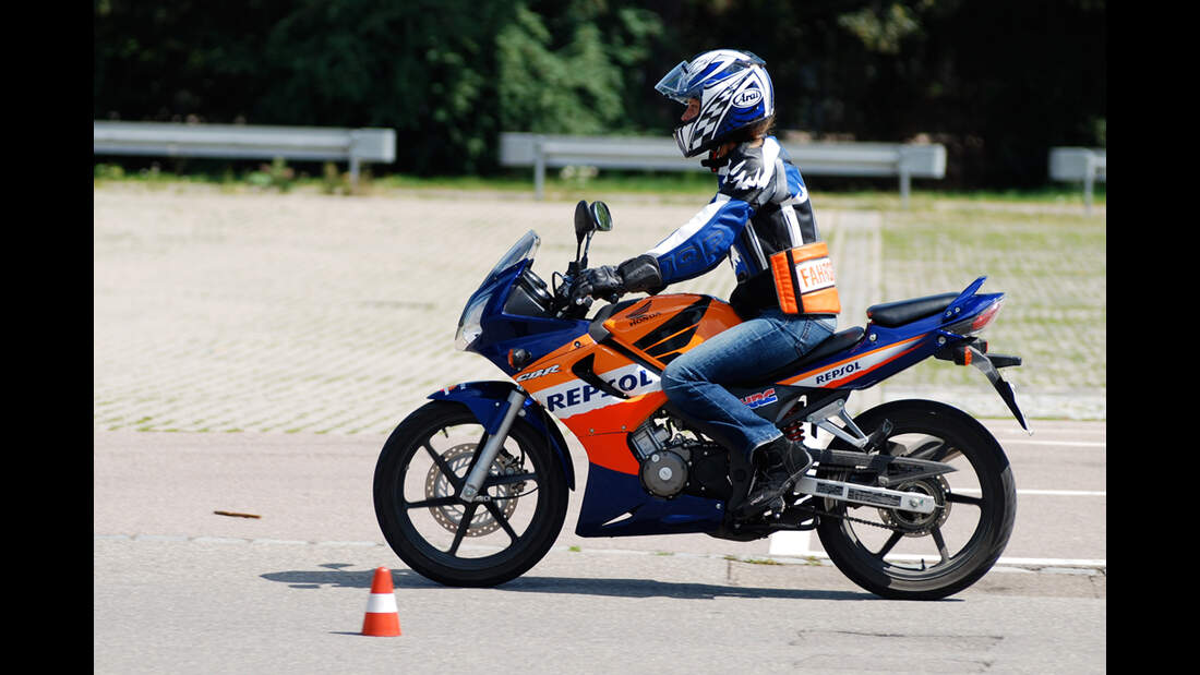 Motorradführerschein Kosten Klassen A2 Fahrschulbögen