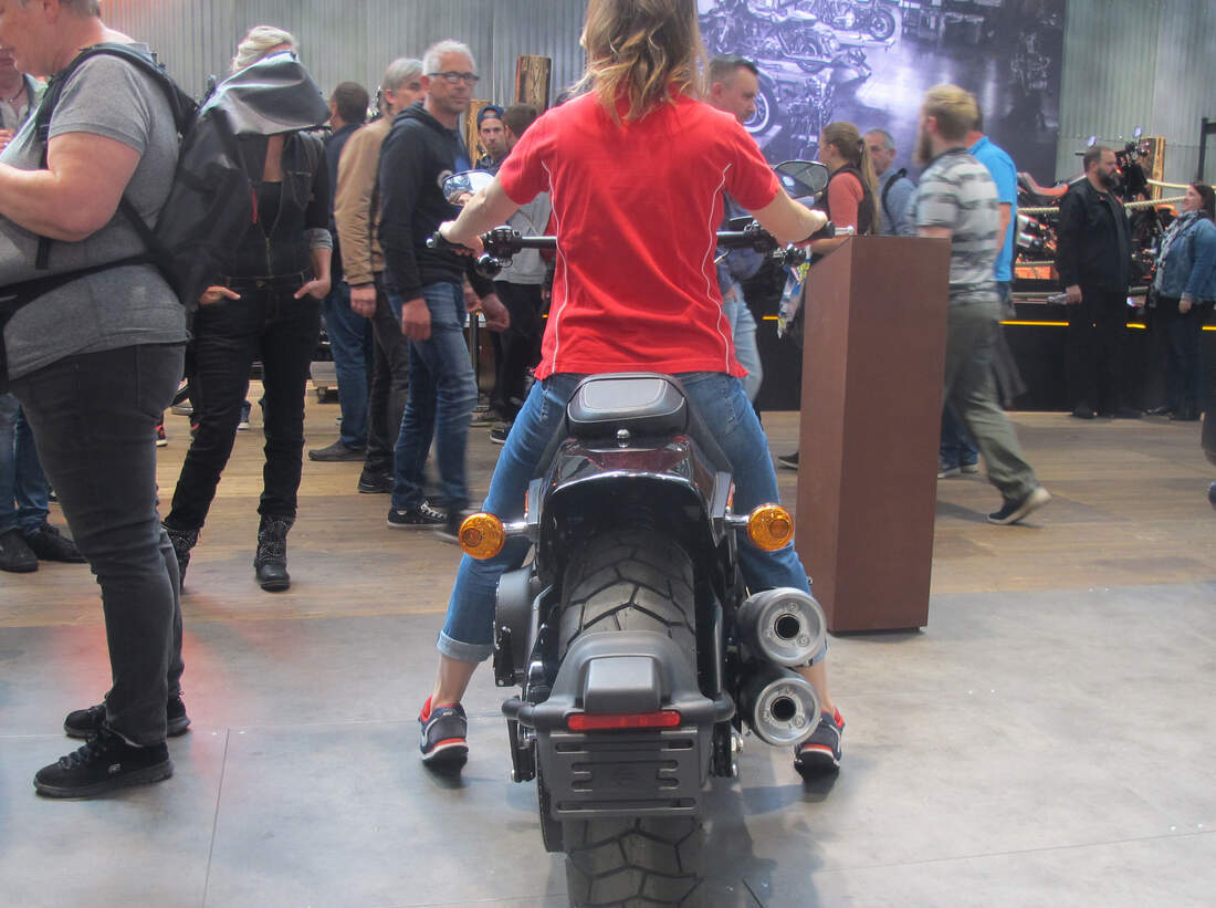 Motorräder für kleine Frauen und kleine Männer