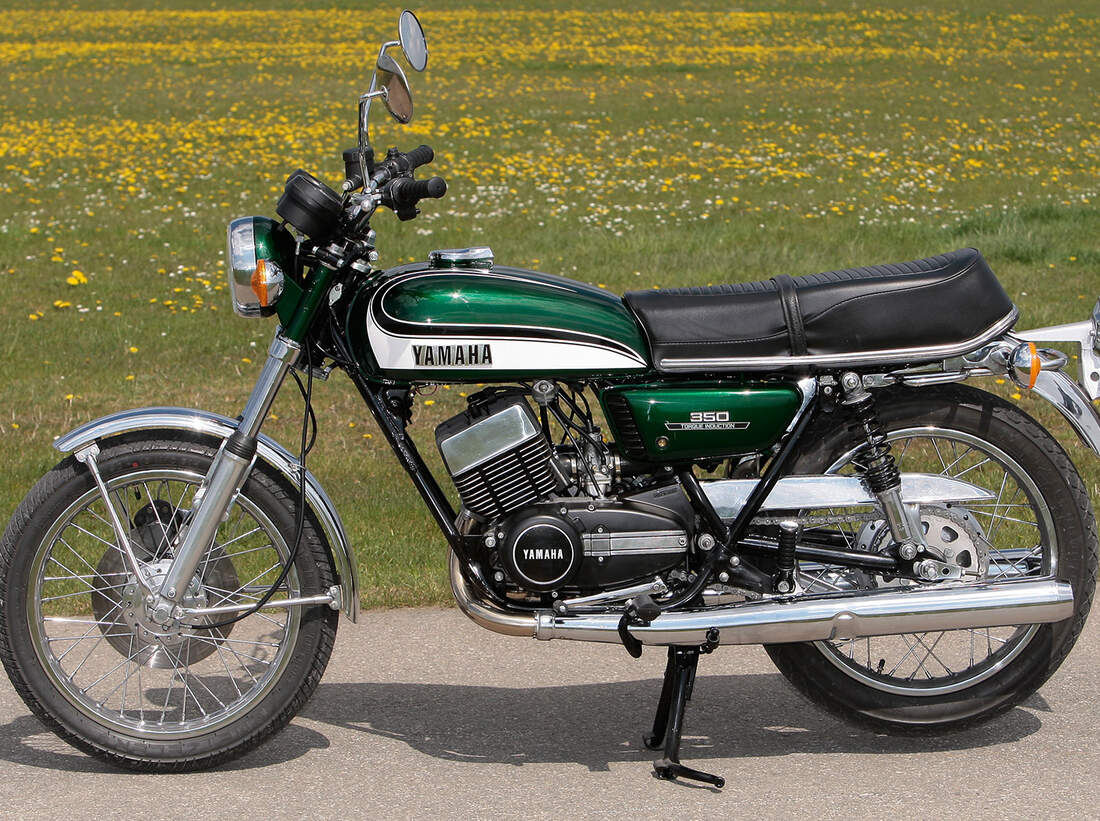 Kawasaki KH 400, Yamaha DT 400, Yamaha RD 400