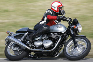 Triumph Thruxton 900 In Der Gebrauchtberatung Motorradonlinede