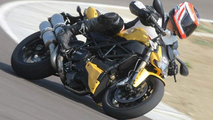 Fahrbericht Ducati Streetfighter 848 12 Motorradonline De