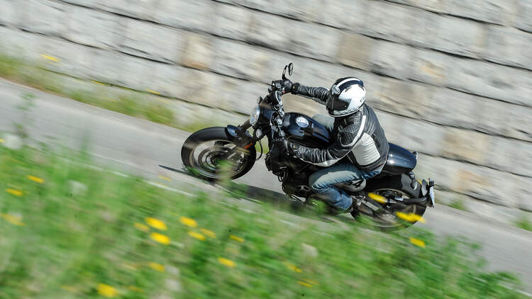 Ducati Scrambler Cafe Racer Fahrbericht Motorradonline De