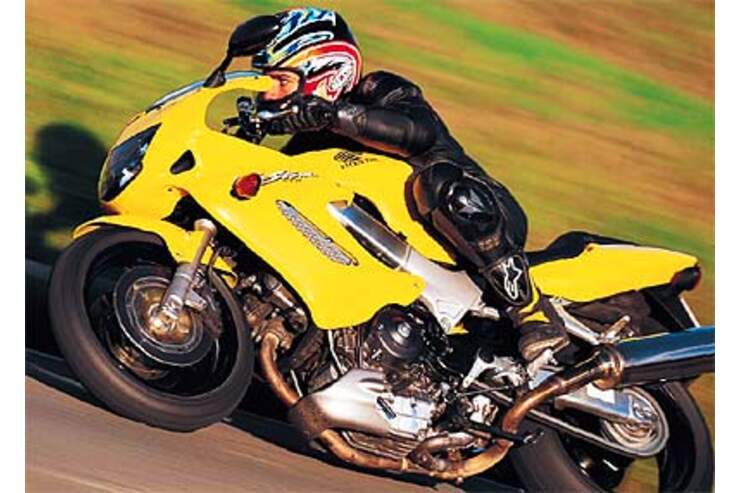 Top-Test Honda VTR 1000 F | MOTORRADonline.de