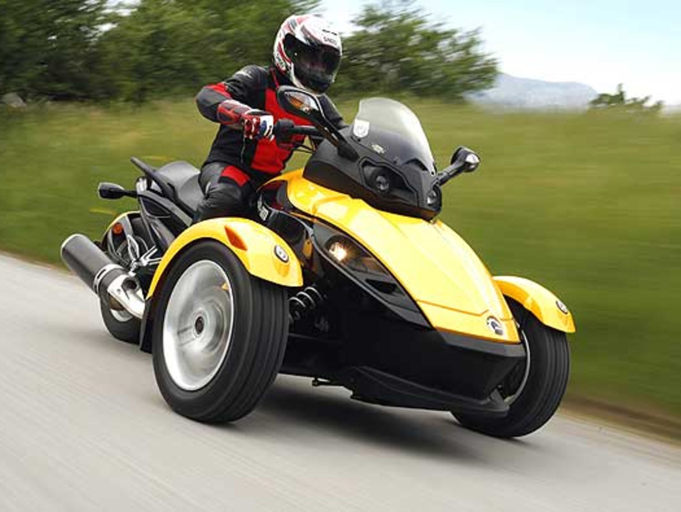 Vorstellung Can-Am Spyder Roadster: Motorrad oder Auto? - Magazin
