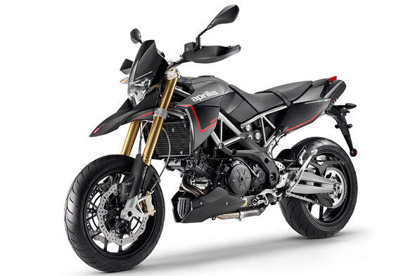 Aprilia SMV 750 Dorsoduro > aktuelle Tests & Fahrberichte