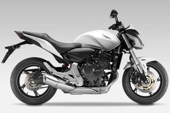 Honda Hornet 600 > aktuelle Tests & Fahrberichte