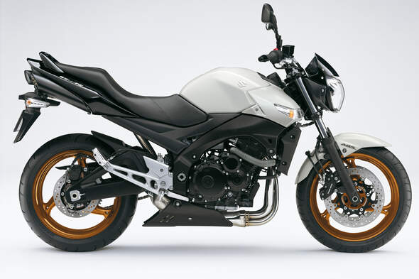 Suzuki GSR 600 > aktuelle Tests & Fahrberichte