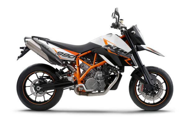 KTM 990 Supermoto > aktuelle Tests & Fahrberichte