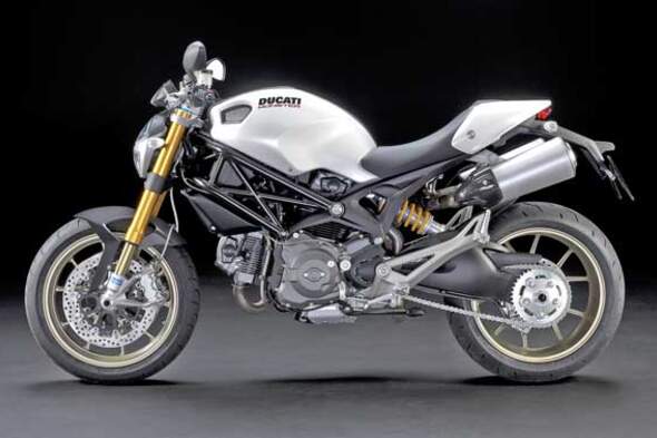 Ducati Monster 1100 > aktuelle Tests & Fahrberichte