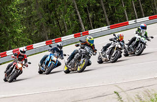 Power Naked Bikes Im Vergleichstest Teil 2 Motorradonline De