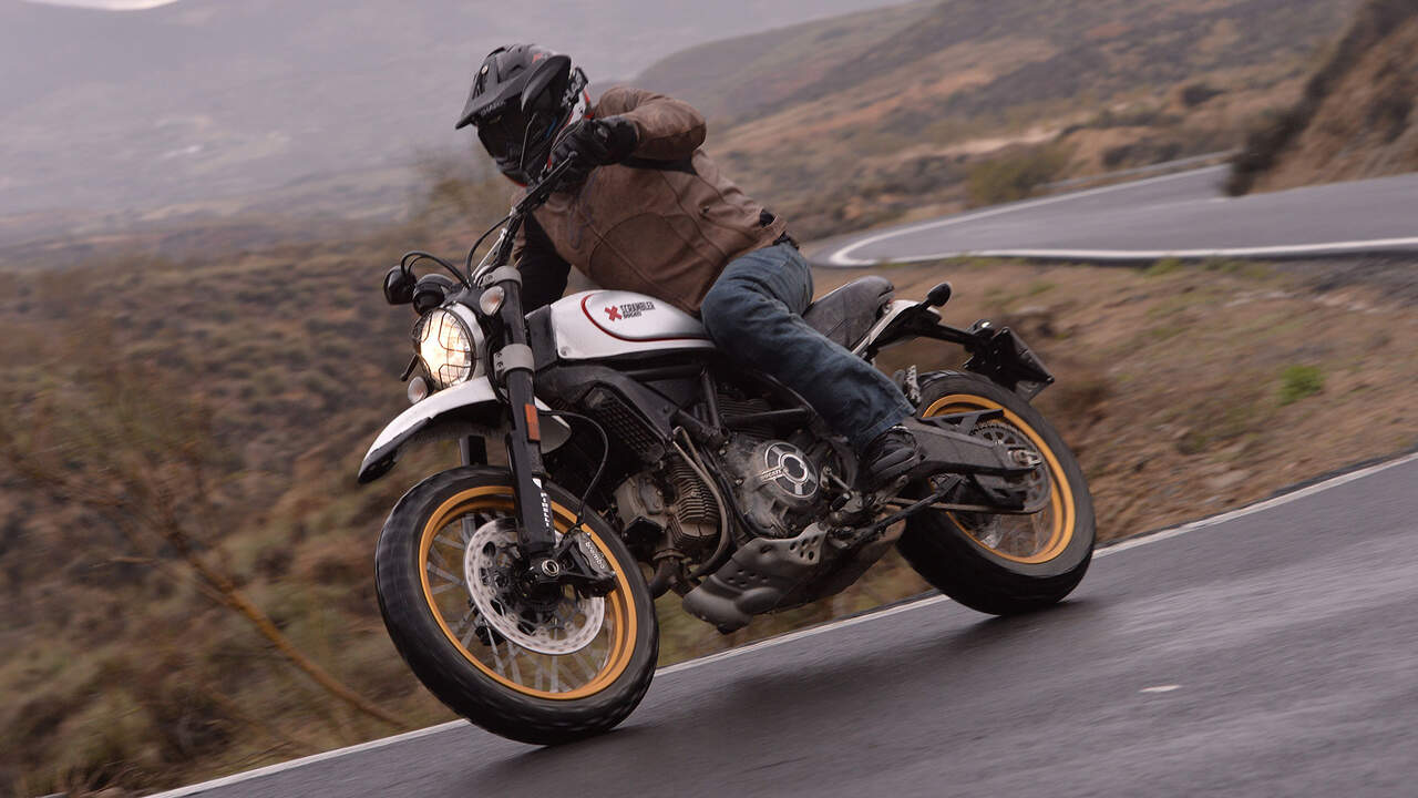 ducati desert sled helmet