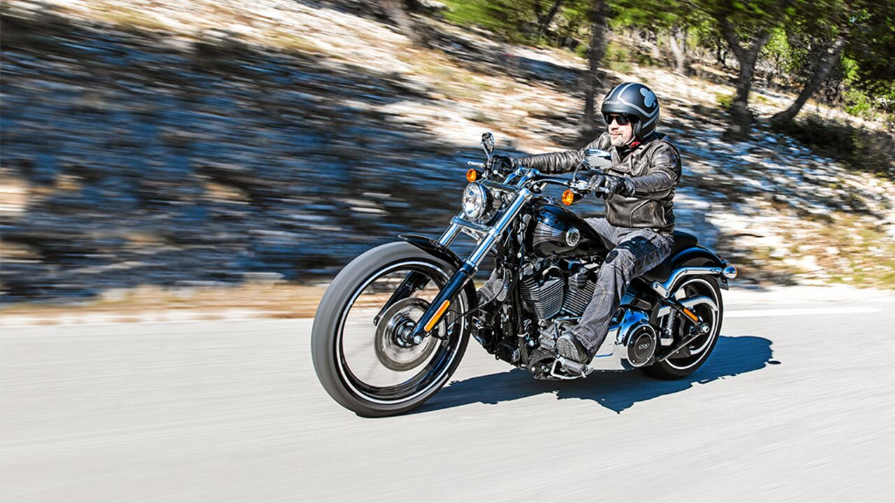 Fahrbericht Harley Davidson Breakout Motorradonline De